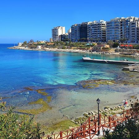 Marvellous Seafront Apartment Sliema Buitenkant foto