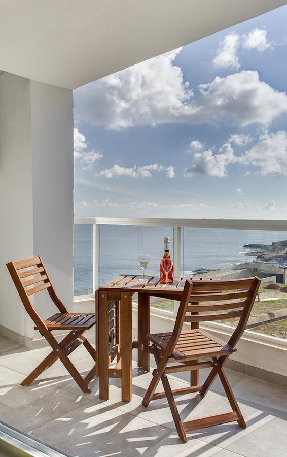 Marvellous Seafront Apartment Sliema Buitenkant foto