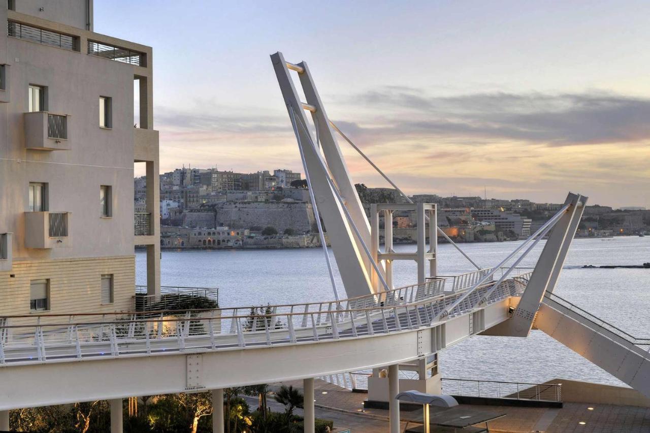 Marvellous Seafront Apartment Sliema Buitenkant foto