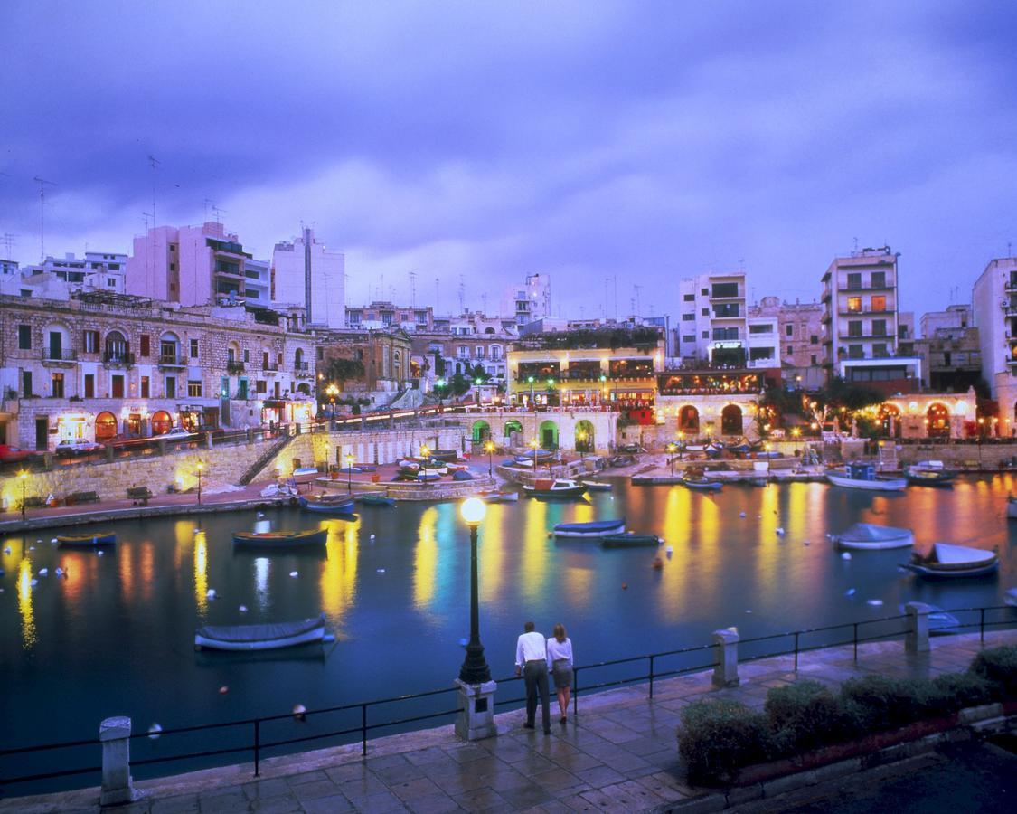 Marvellous Seafront Apartment Sliema Buitenkant foto