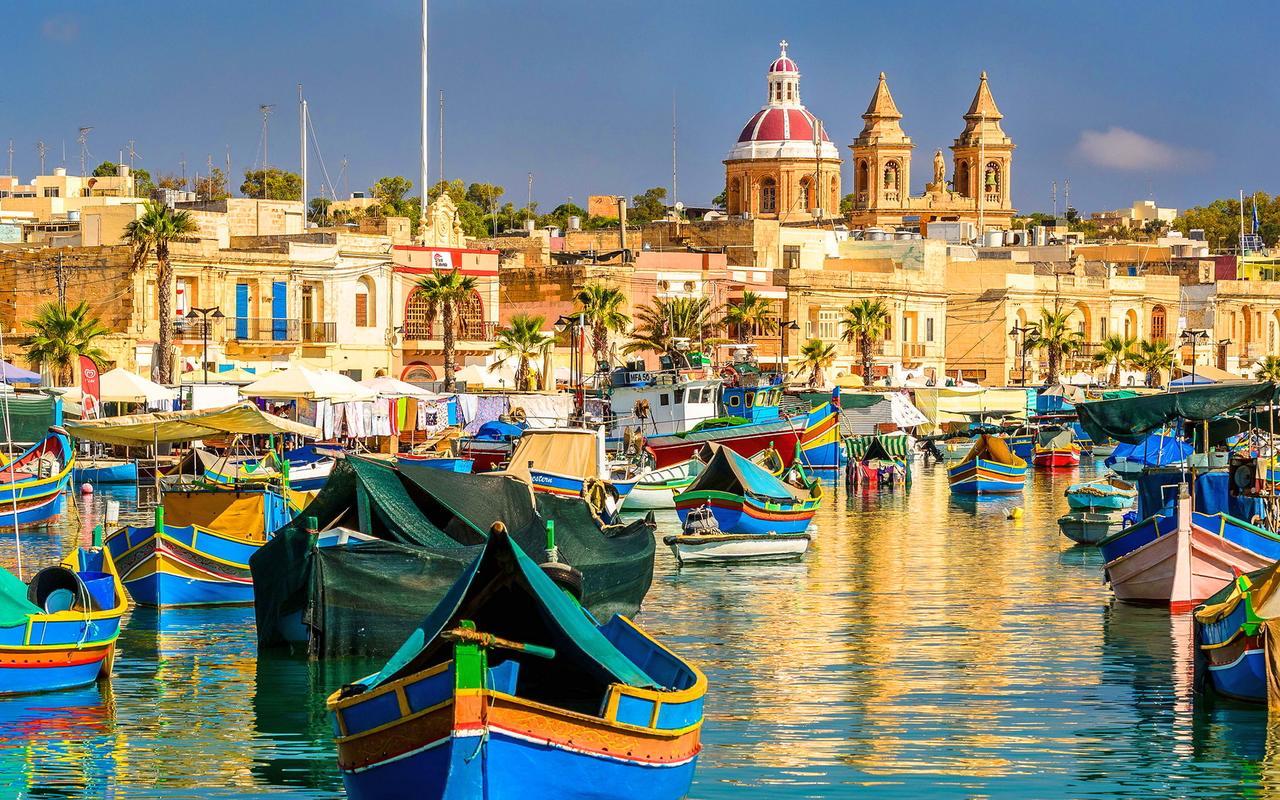 Marvellous Seafront Apartment Sliema Buitenkant foto